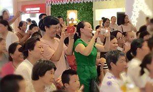 居然之家安徽分公司长江东路店“激情八月、快乐感恩”少儿才艺汇报表演